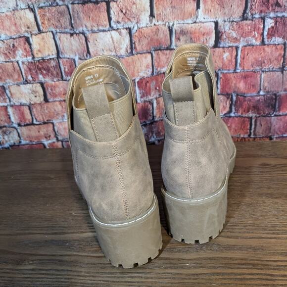 Dolce Vita Slip On Rancher Ankle Chelsea Boot Size 11 - Picture 5 of 7